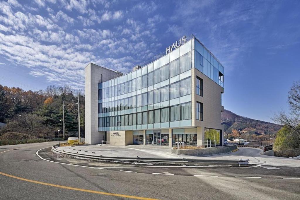 Hotel Haus 加平 外观 照片
